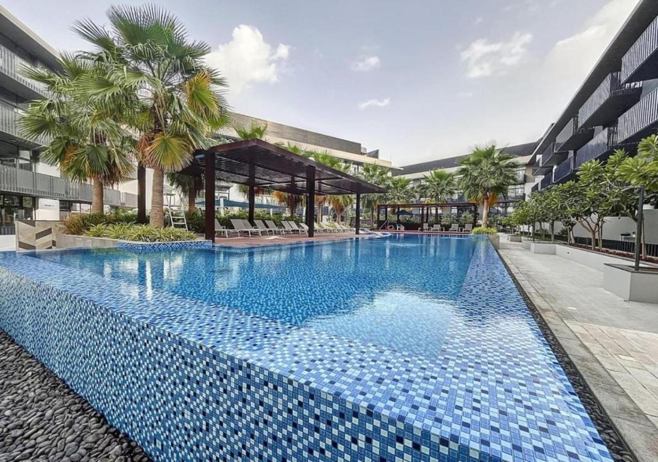 Manzil - Modern1 Bedroom With Pool In Jvc Dubai